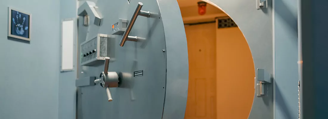 Vault and Safe locksmith services in San Carlos Park, FL